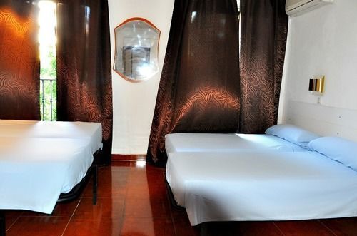 Hostal Santa Barbara Сория Экстерьер фото